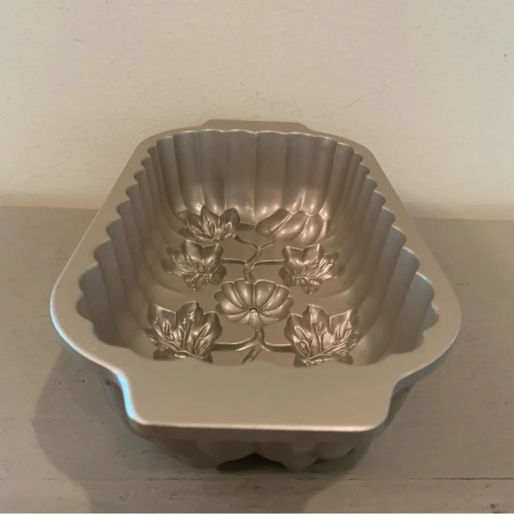 Nordic Ware Pumpkin Loaf Pan